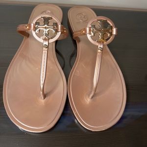 Mini Miller Flat Thong